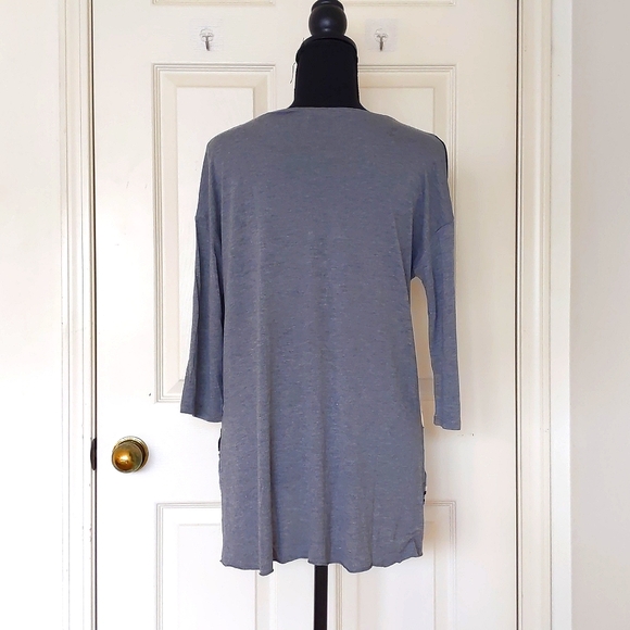 Zara Multi Color Front Pattern Dropped Shoulder Loose Fit Half Sleeve Tunic. - Picture 2 of 4